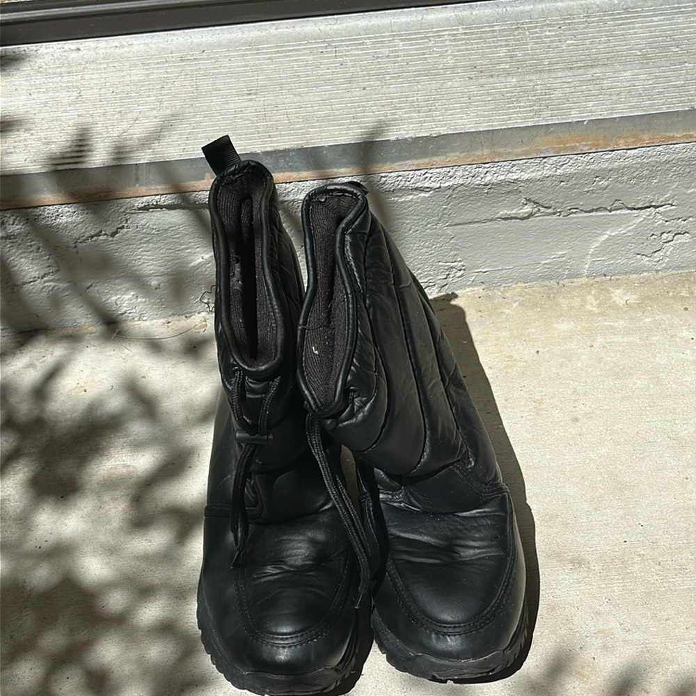Snow Boots